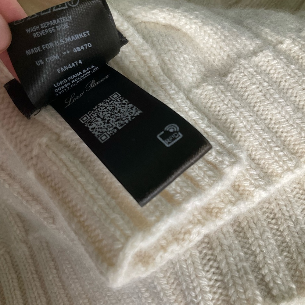 NWT Loro Piana Napier Scarf | Baby Cashmere | White Snow | Original Packaging - Picture 16 of 16
